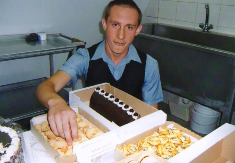Egzamin czeladniczy, zawód cukiernik – 2007 – zdjęcie 1