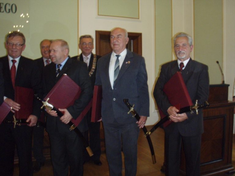 Szabla Kilińskiego dla Honorowego Starszego Cechu - VI Kongres Rzemiosła Polskiego – zdjęcie 8