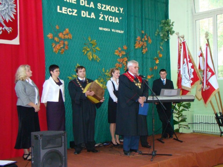 10-lecie Zespołu Szkół Cechu Rzemiosł i Przedsiębiorczości (2007) – zdjęcie 16