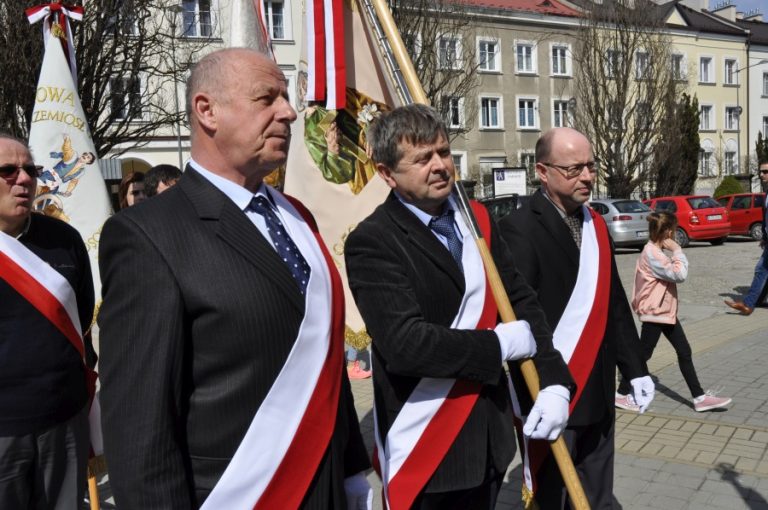 Uroczystość poświęcenia nowego sztandaru – zdjęcie 6