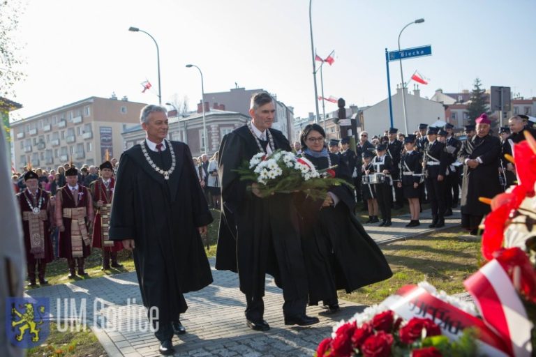 Uroczyste obchody 100. rocznicy Odzyskania przez Polskę niepodległości – zdjęcie 2